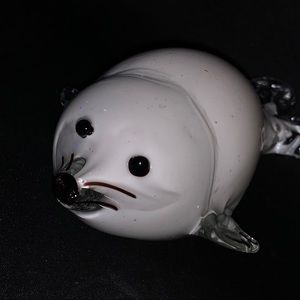 White Glass Seal
